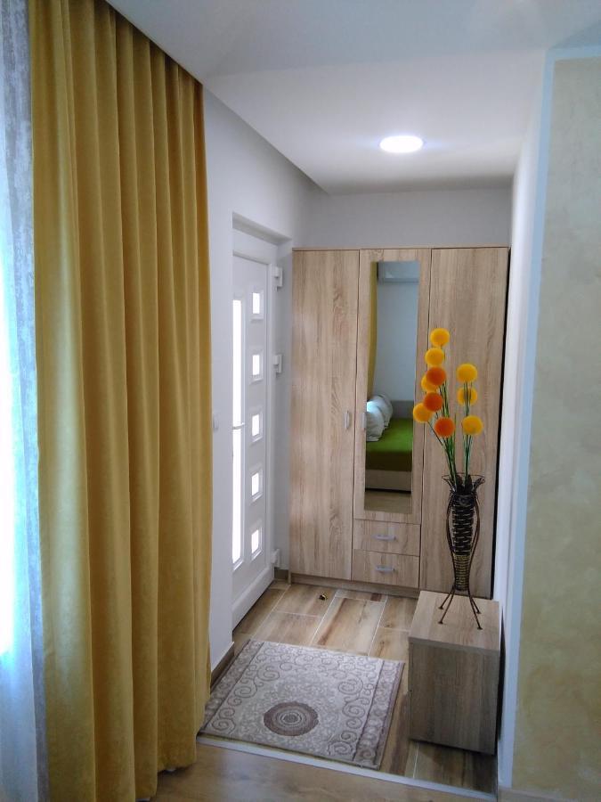 Apartmani Slado トレビニエ エクステリア 写真