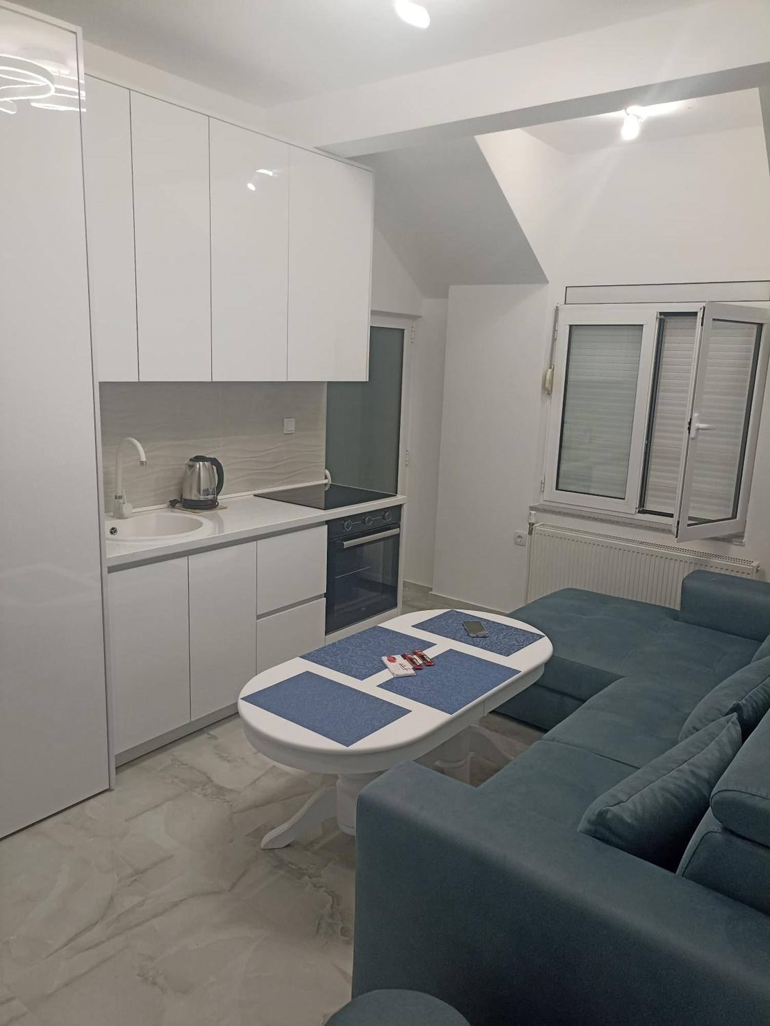 Apartmani Slado トレビニエ エクステリア 写真